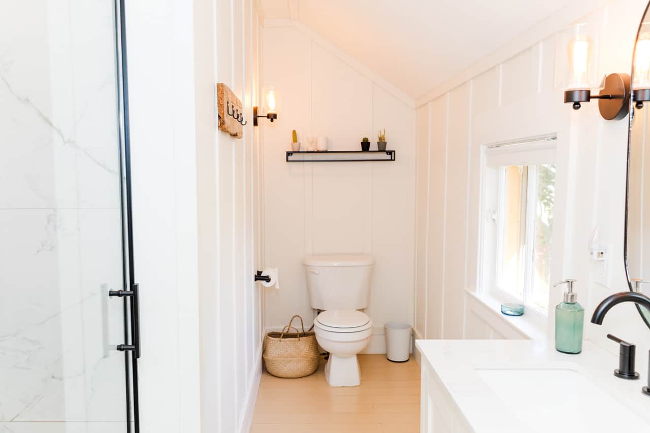 Upstairs bathroom