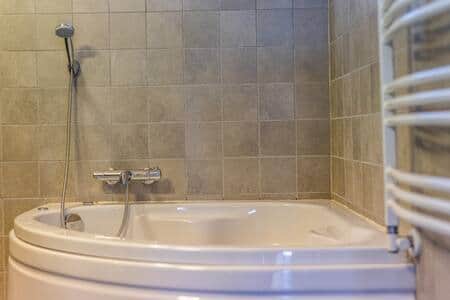 Jacuzzi
