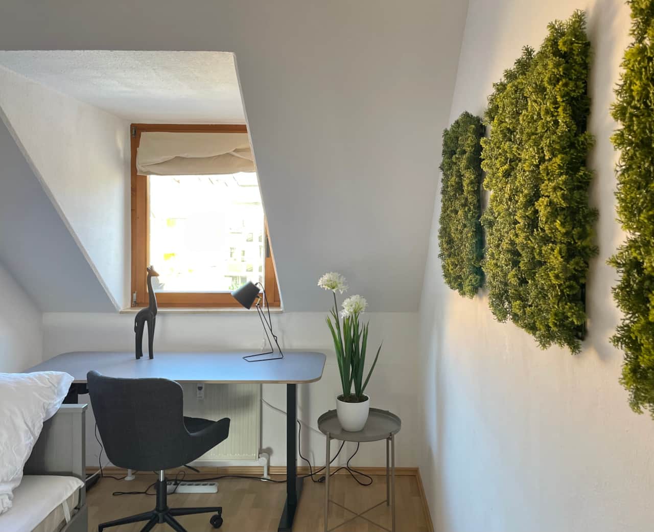 Kinder-/Arbeitszimmer