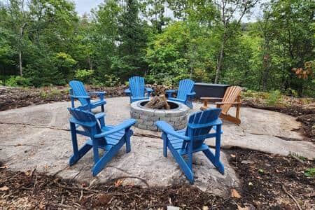 Fire pit on the bed rock.  Enjoy a warming camp fire every night, we'll supply the wood.
