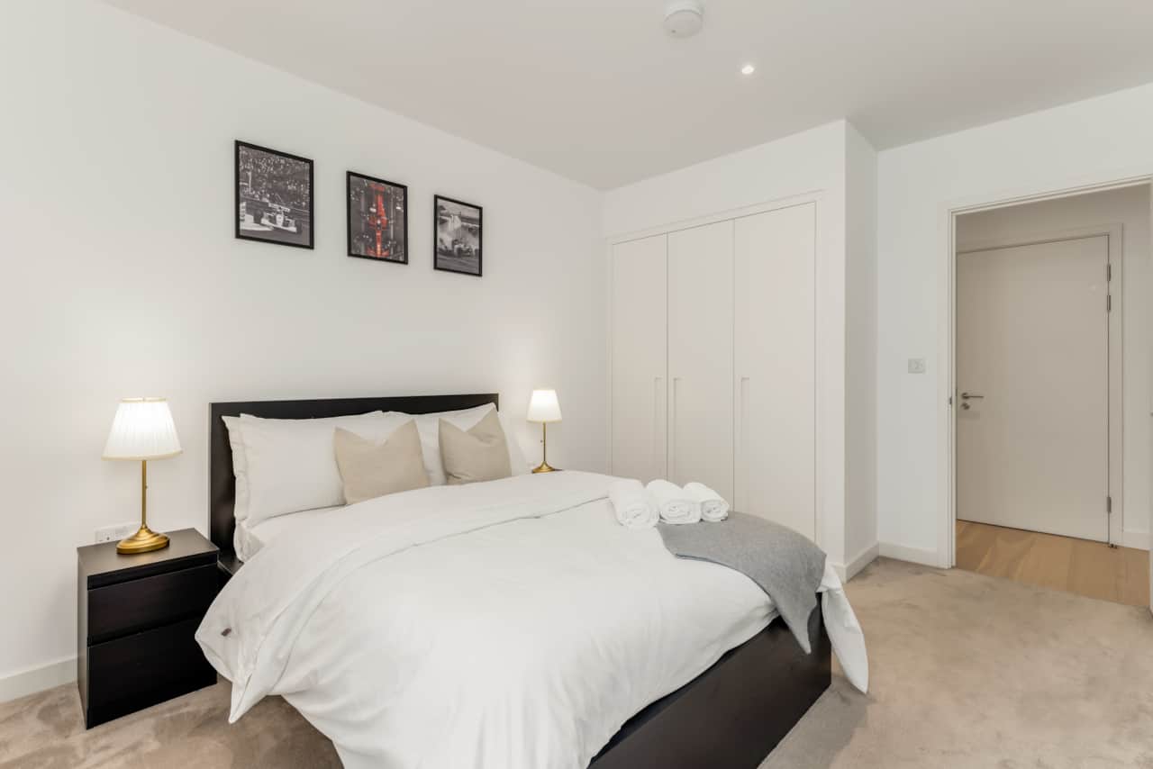 The Aqua - Luxury 1 Bedroom Apt