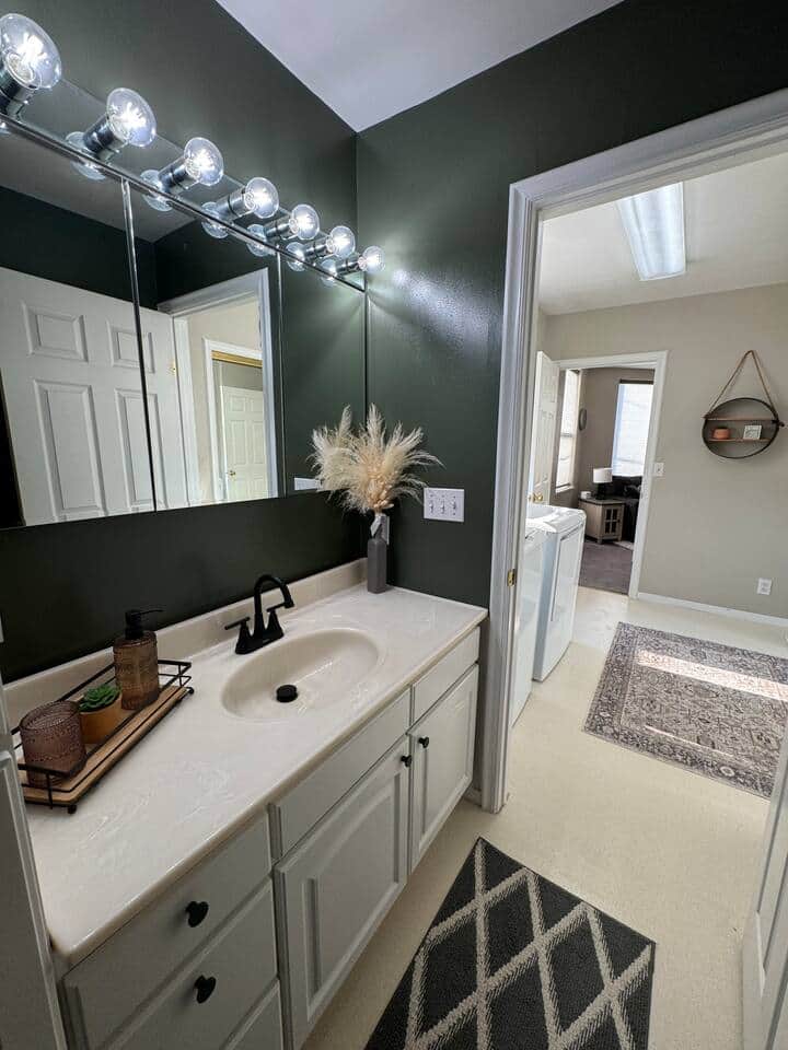 Bathroom Bathroom
