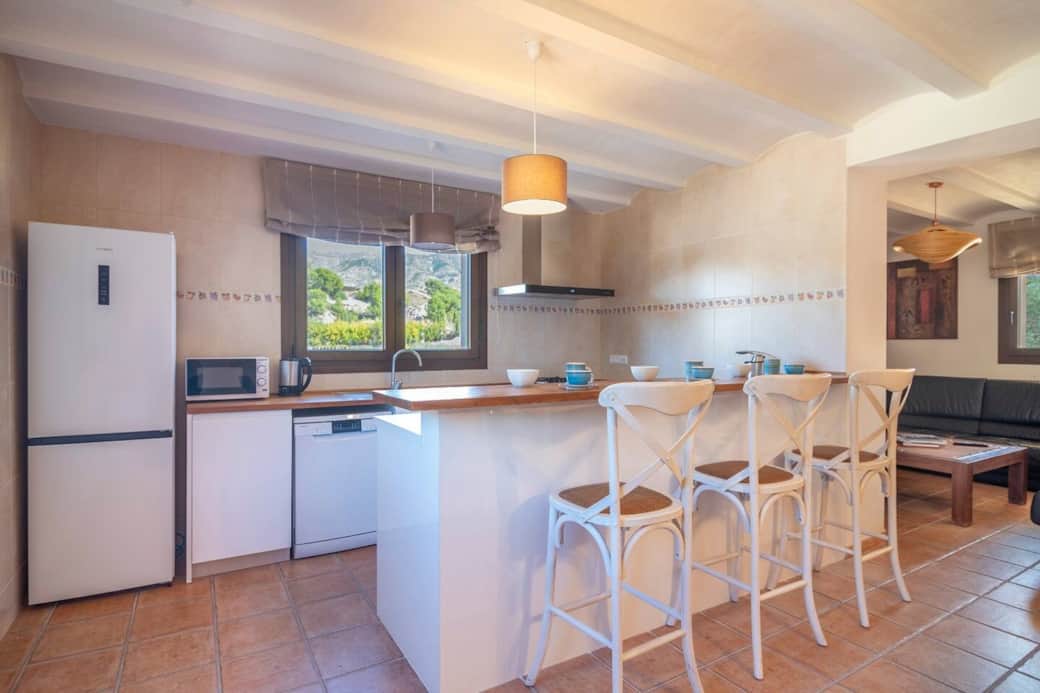 Cocina con barra americana