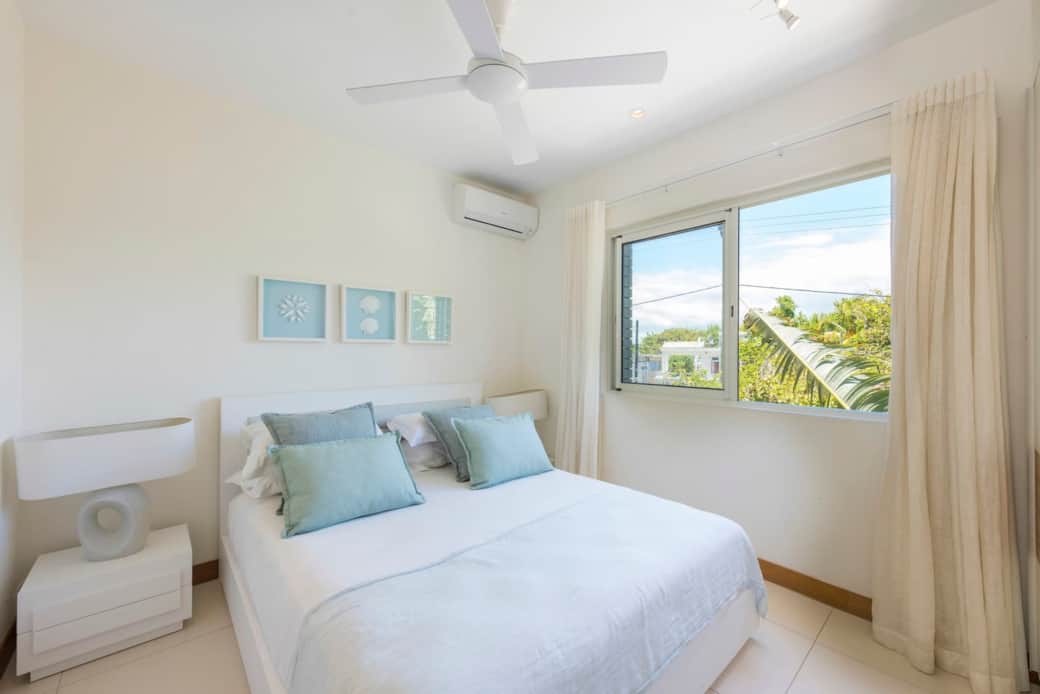 Bedroom 2 - all bedrooms have ensuite bathrooms Bedroom 2 - all bedrooms have ensuite bathrooms