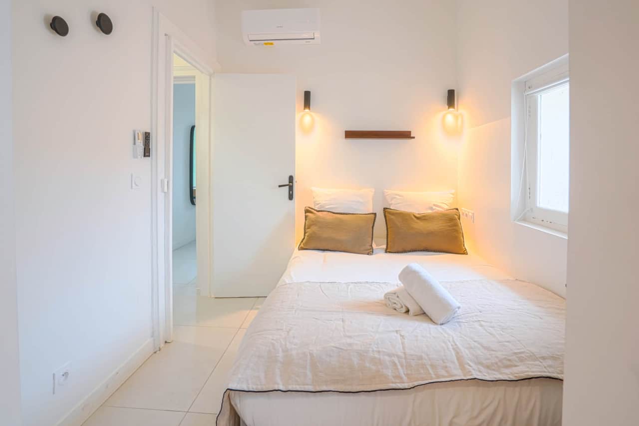 Room 2