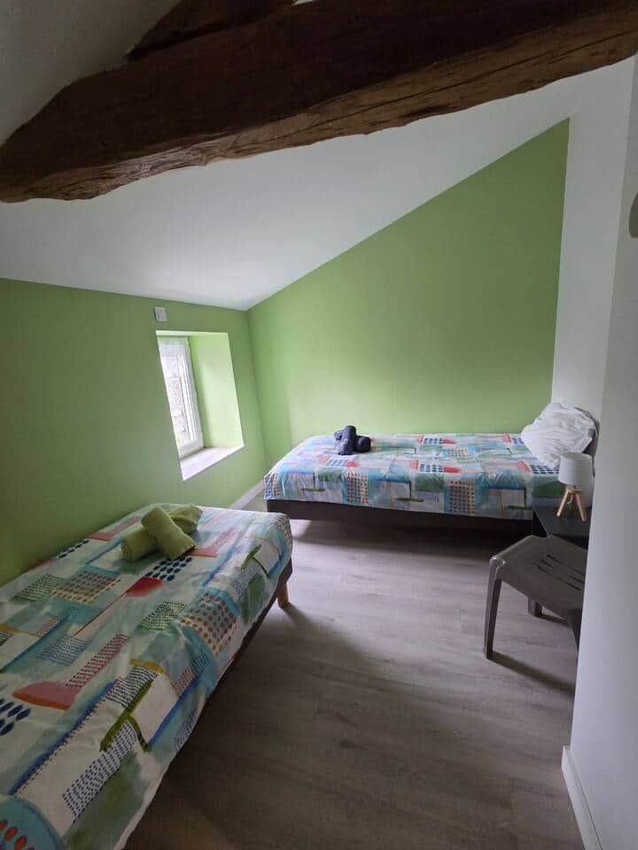 Chambre Verte avec 2 Lits de 90 x 200