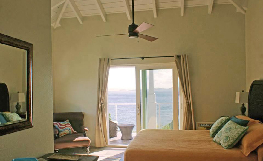 Master Queen Bedroom with deck Upper North