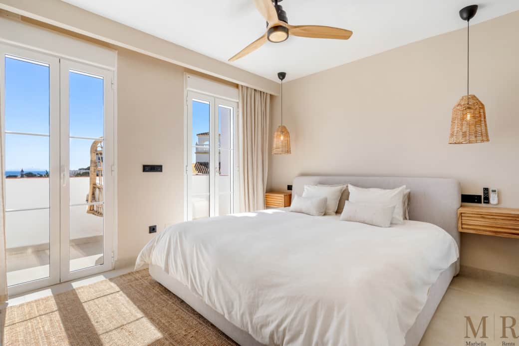 Cosy master bedroom.