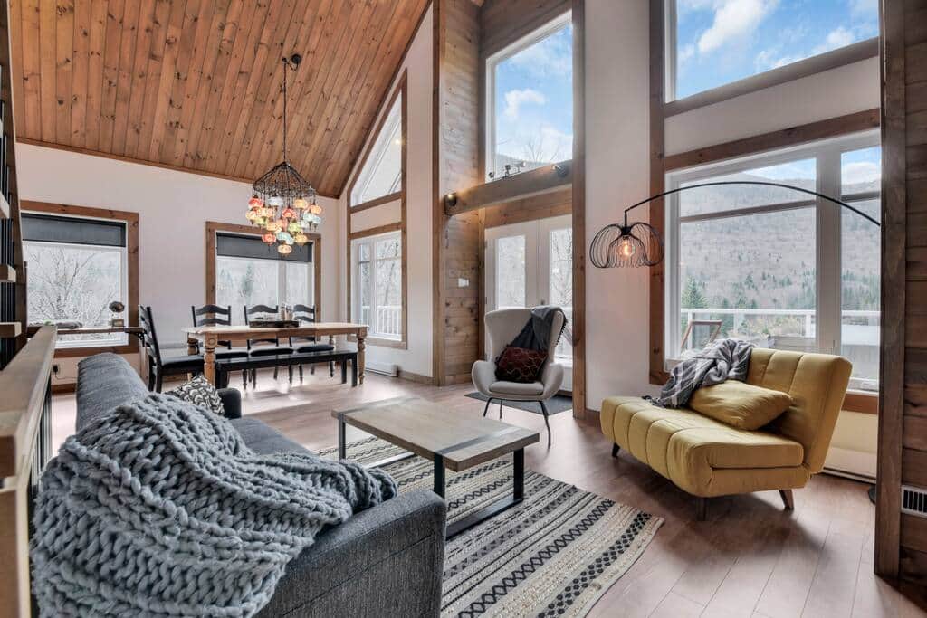 Bora Bois Rond Cabin in SainteBrigittedeLaval