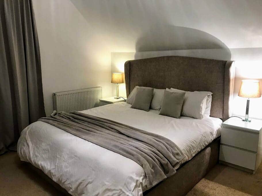 Master bedroom with superking bed