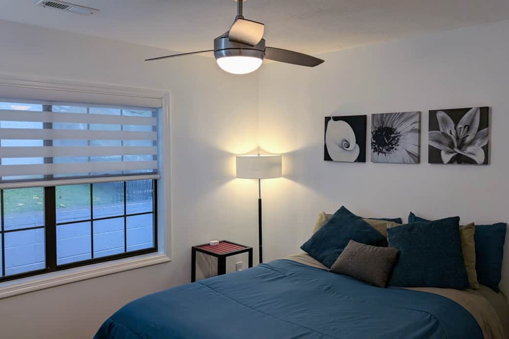 The guest bedroom has a comfortable bed; it also has a corner desk if you need to work.