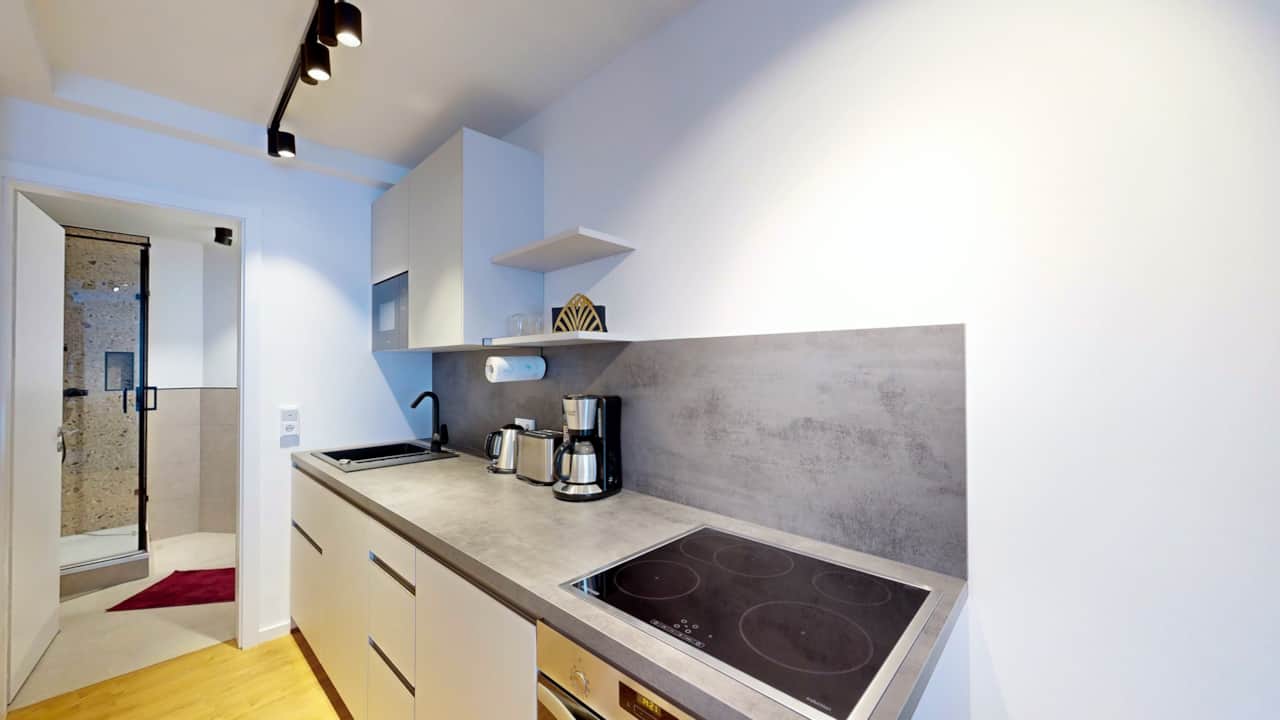 Voll ausgestattete Kitchenette im N°8A Boardinghouse Lüneburg
