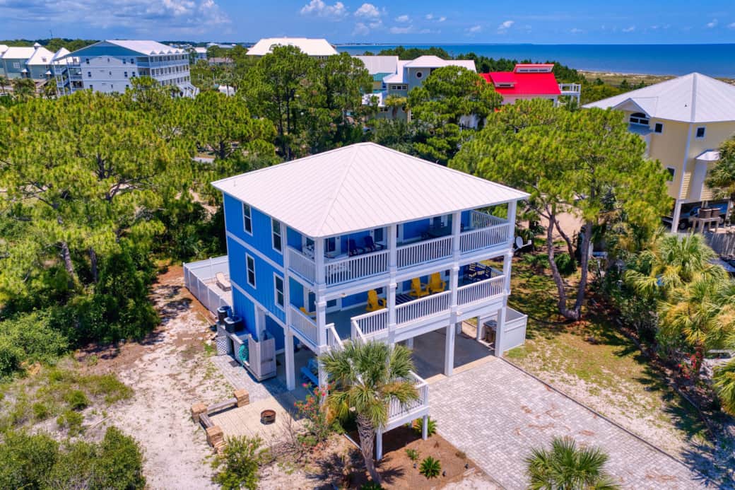 Front view of Ooh-Rah Beach