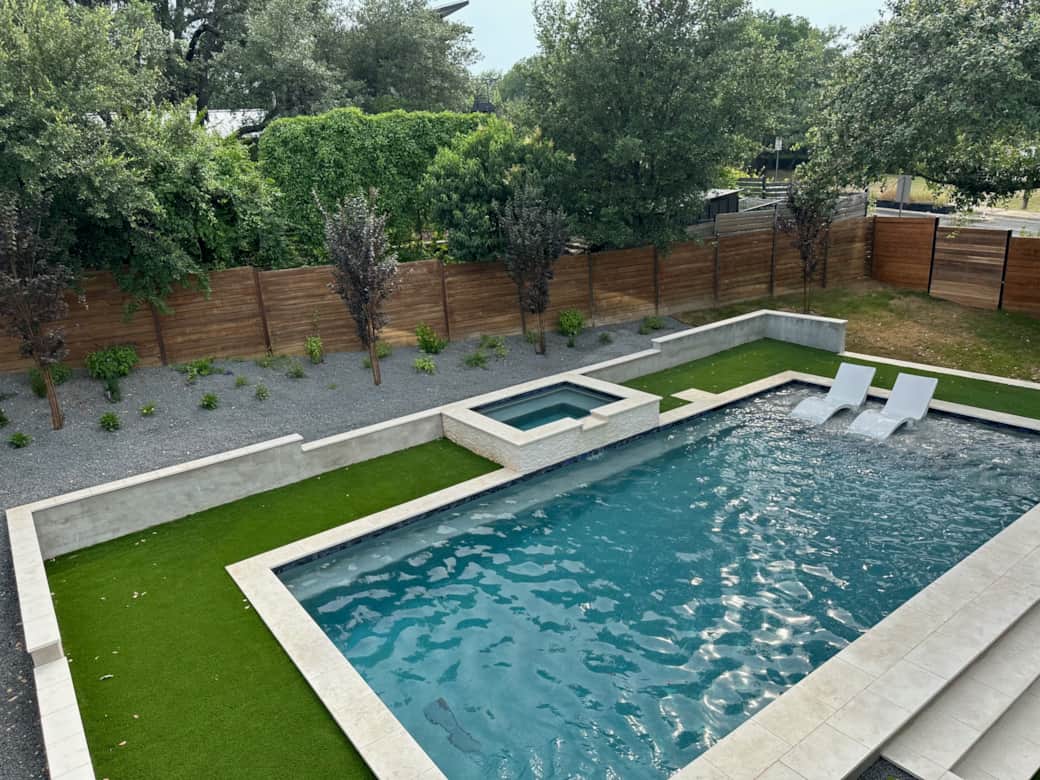 Relaxing backyard and pool