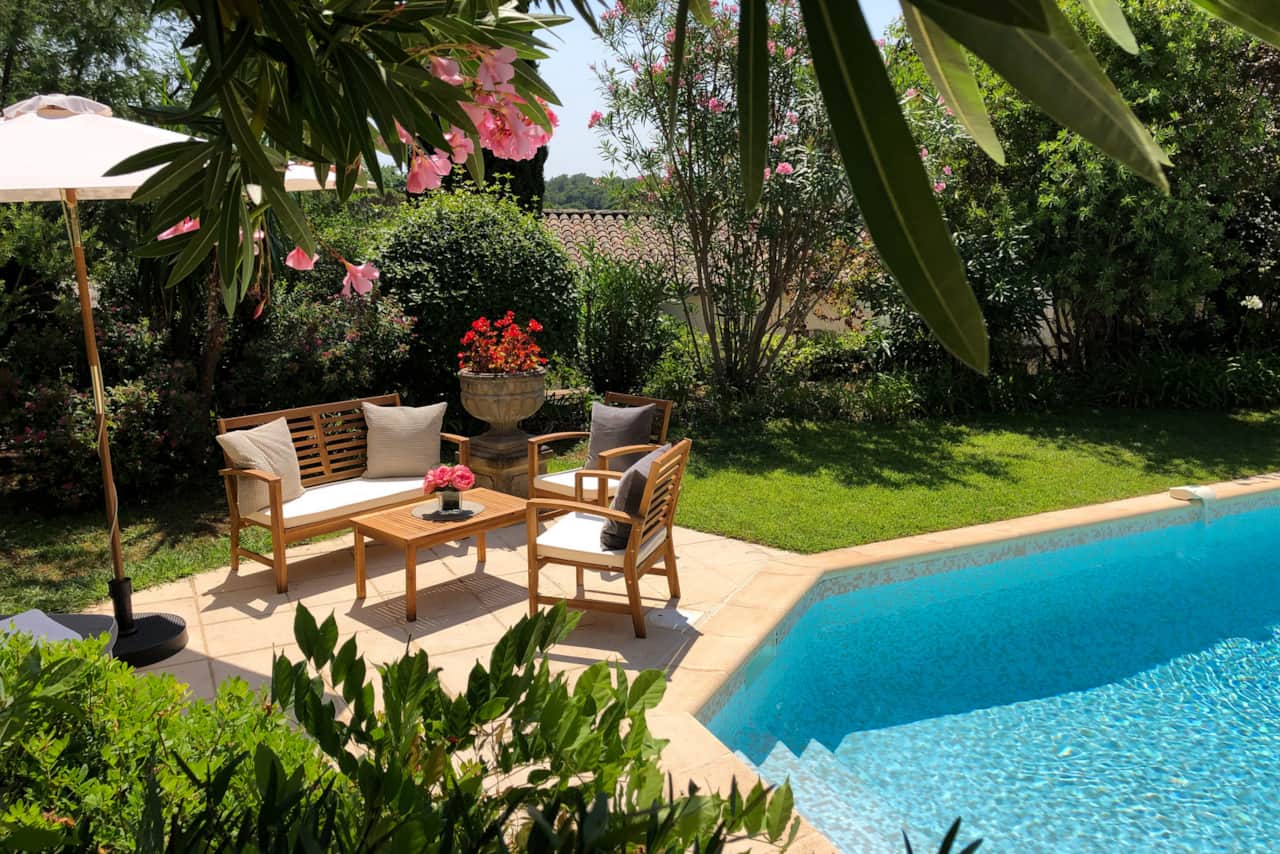 Terrasse und Pool