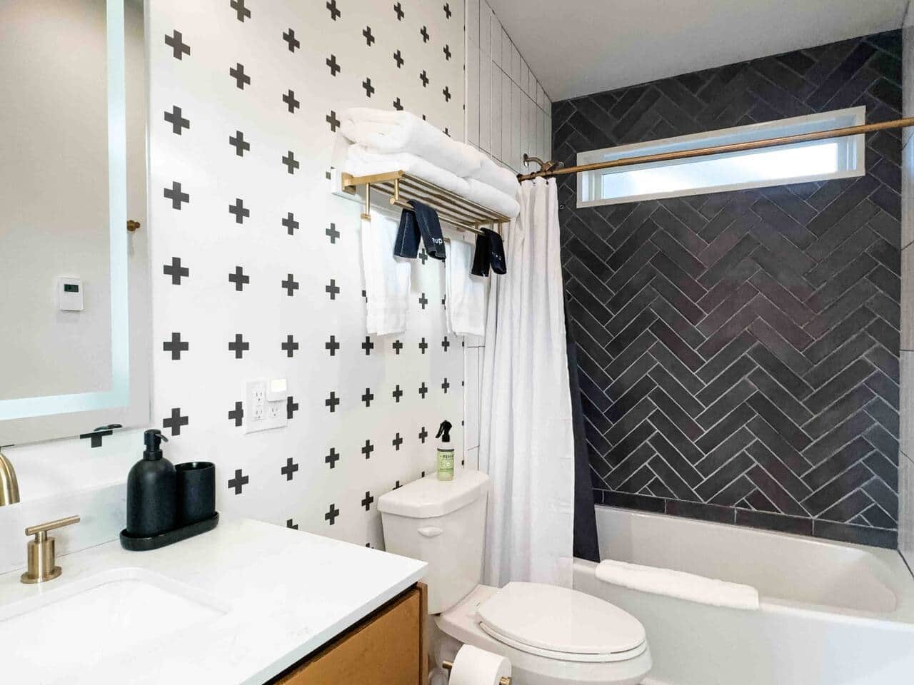 Wayfarer Bungalow kitchen detail