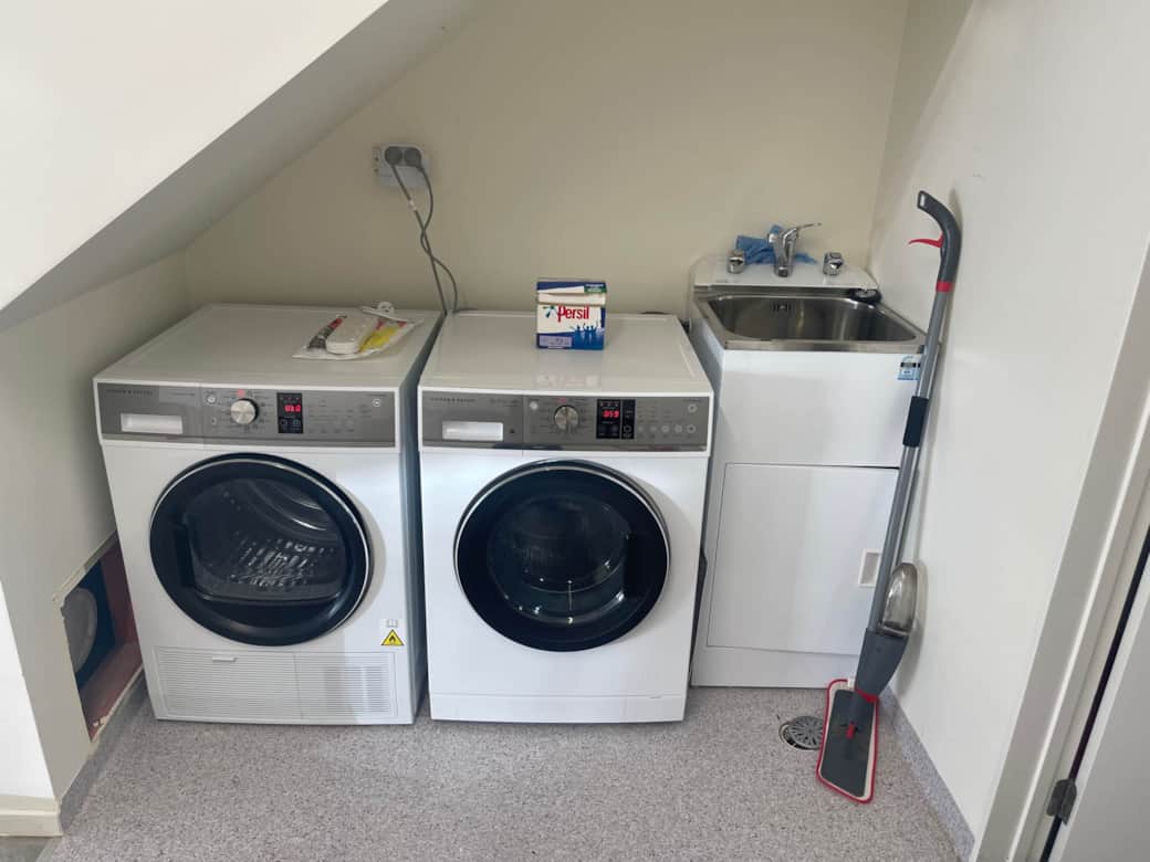 Fisher & Paykel Washing Machine and Dryer for you use