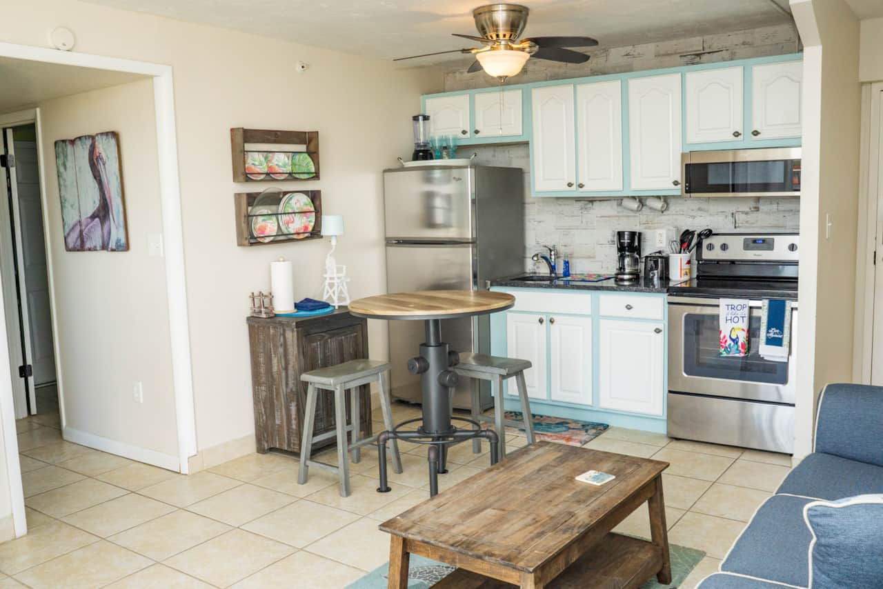 LKBC NEW PICS-KITCHEN-20