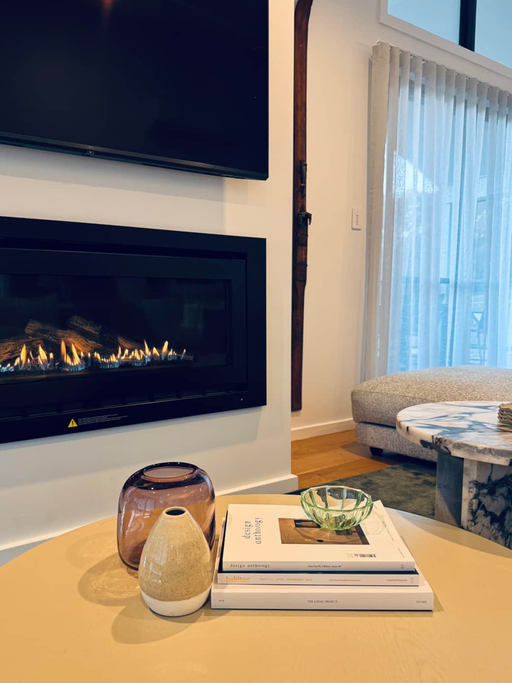 Fireplaces in all living spaces- Piste - The Grande