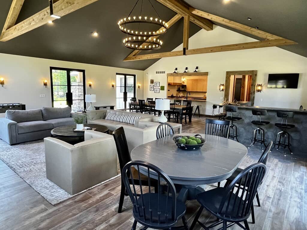 Gathering Room Gathering Room