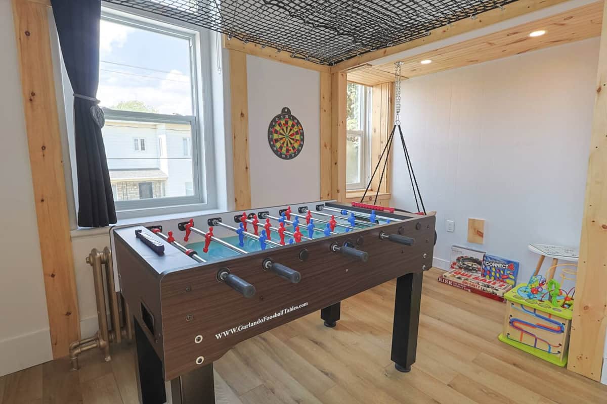 Jeux de sociétés, jeu pour enfants, dards et beaucoup plus! Des heures de plaisirs