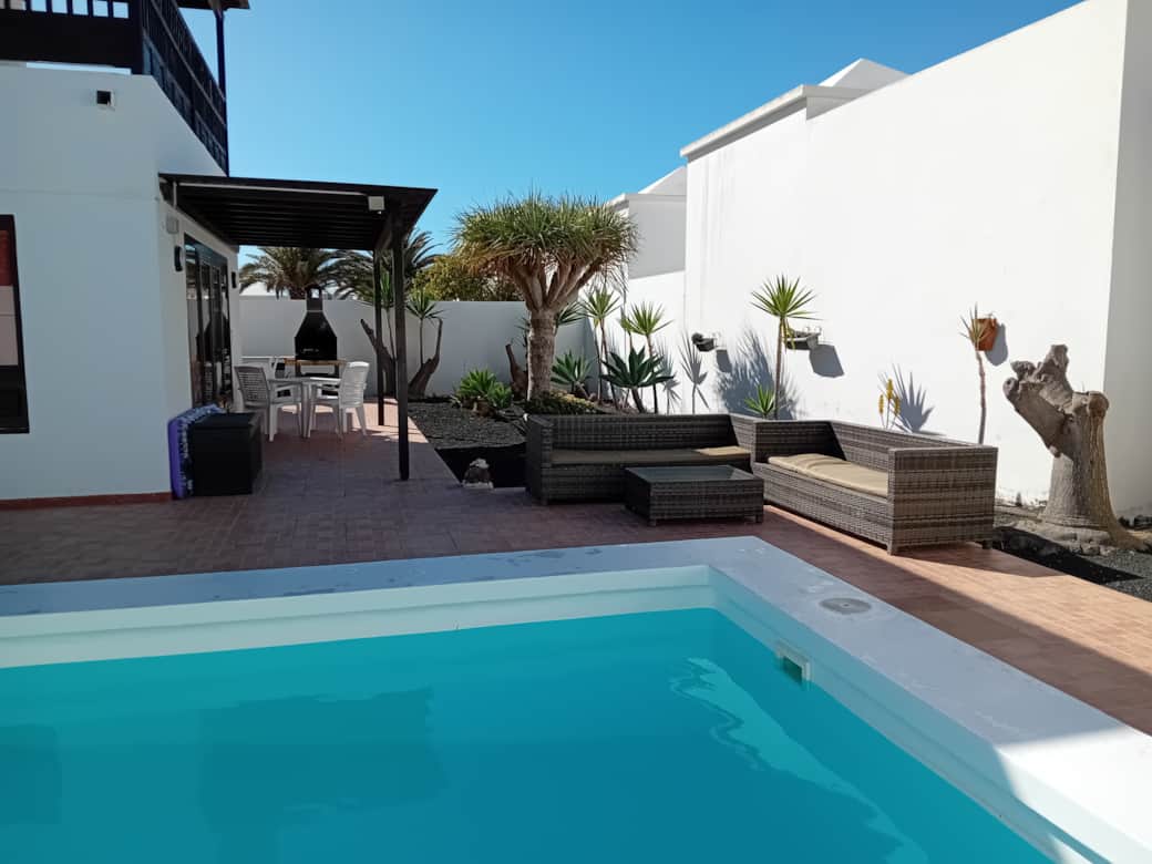 Pool & Garden