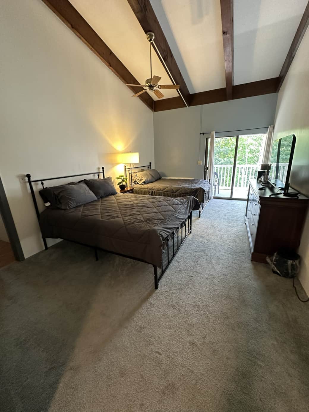 2 Queen Beds 2 Queen Beds