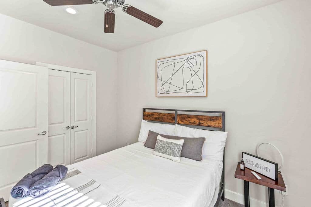 Queen Bed