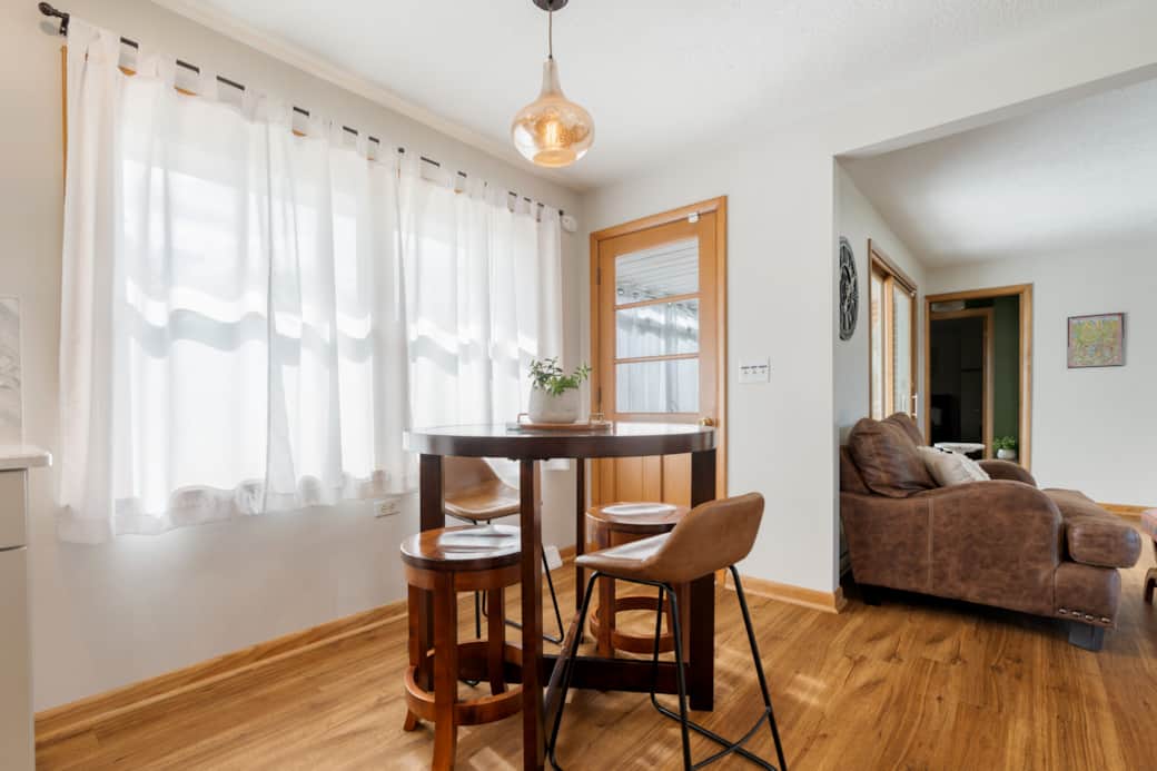 Kitchen Dinette