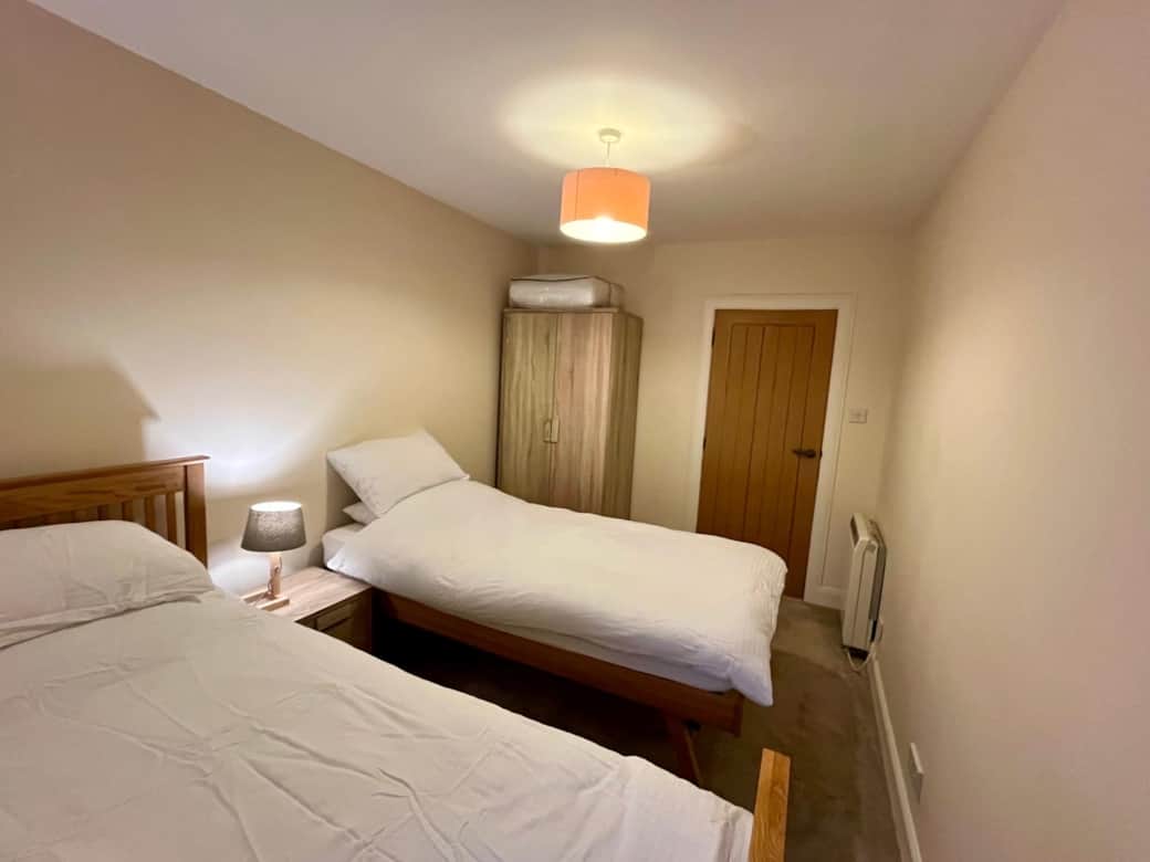 Bedroom 2 Twin