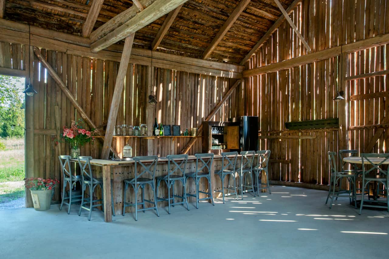 Barn
