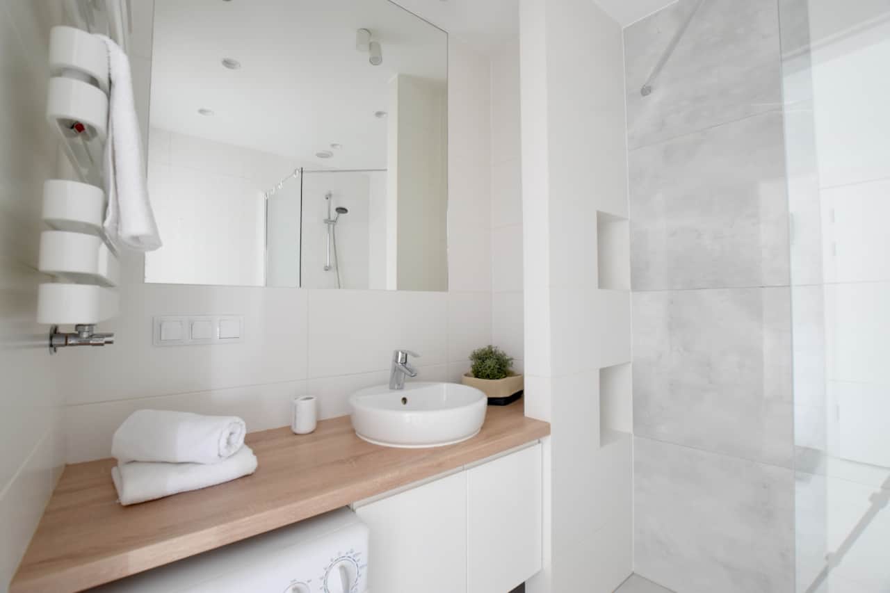 ArtApartment Bathroom 