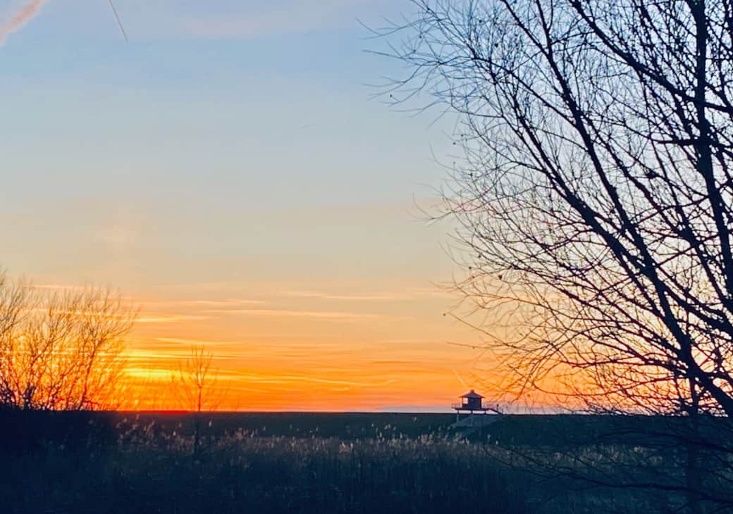 Sonnenuntergang vor der Deichvilla Sonnenuntergang vor der Deichvilla