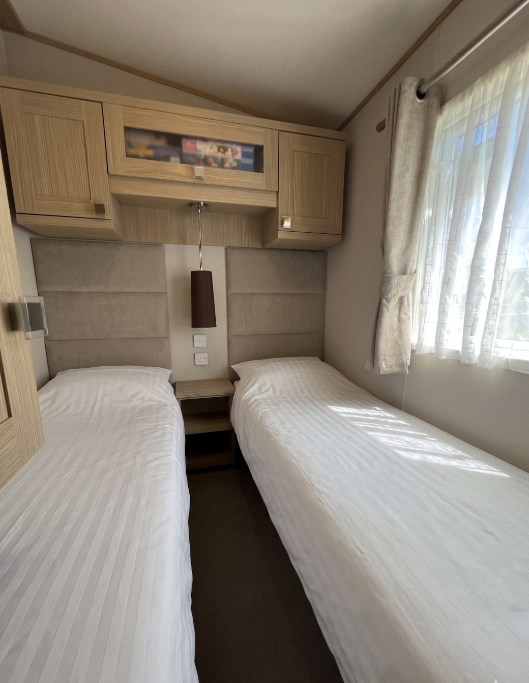 Twin bedroom 2 - Croyde Retreat