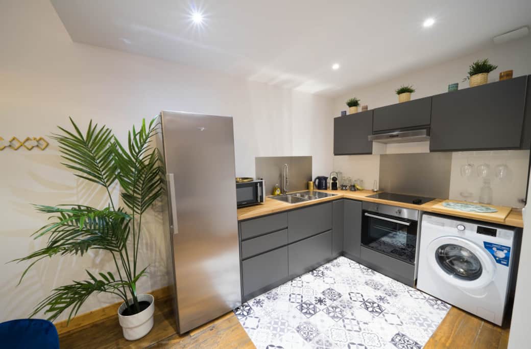 Appart Unique. Vichy. Appart. Hotel. Chez. Helder. La. Suite