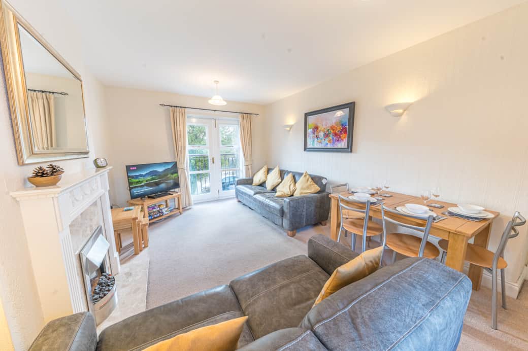 Lounge Diner Lounge Diner