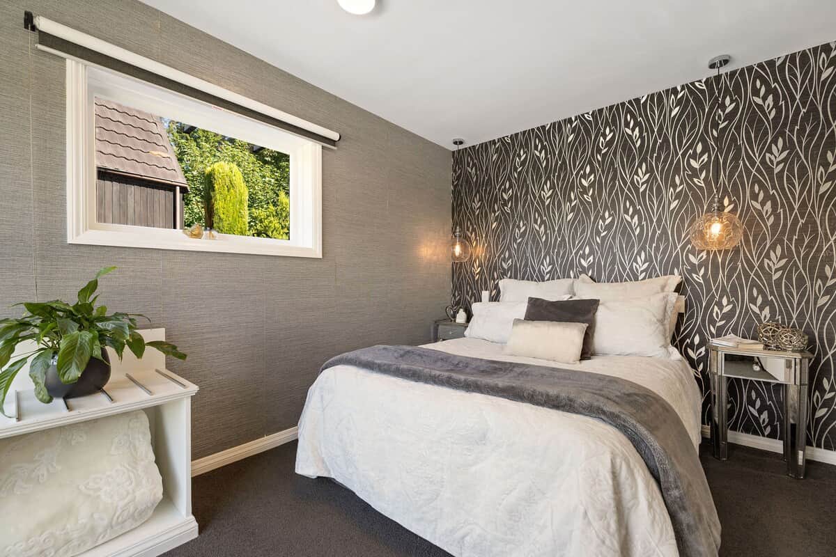 Separate main bedroom at Walk to Town 41B Alpine Chalet Queenstown holiday apartment