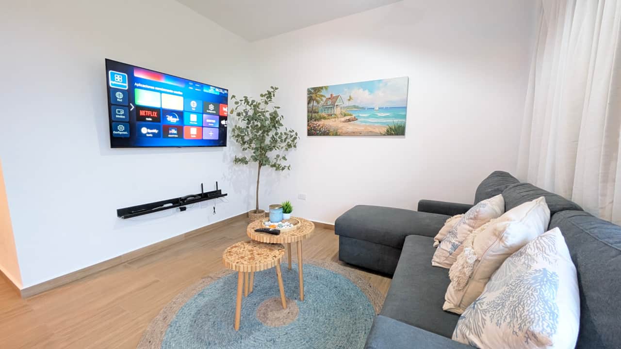 Cana Life Breeze - Blue Coral Residences C4-1 Living Room 