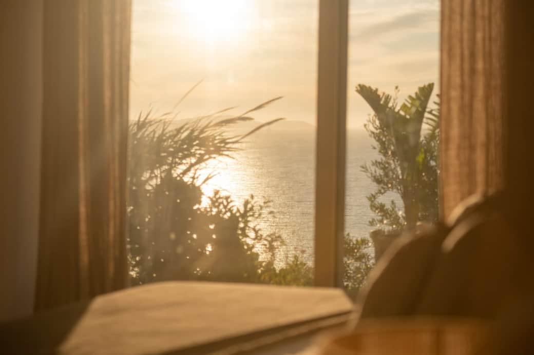 Wake up to soft light and sea views at your feet Wake up to soft light and sea views at your feet