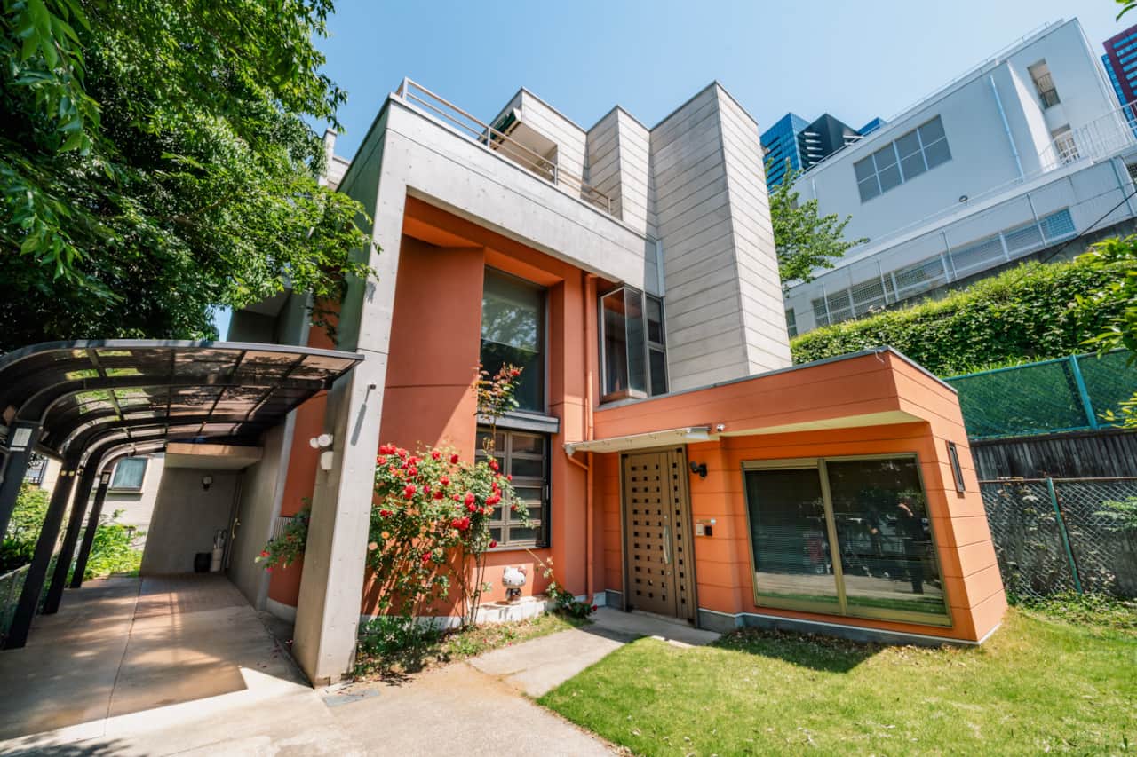 Mita villa exterior modern luxury home