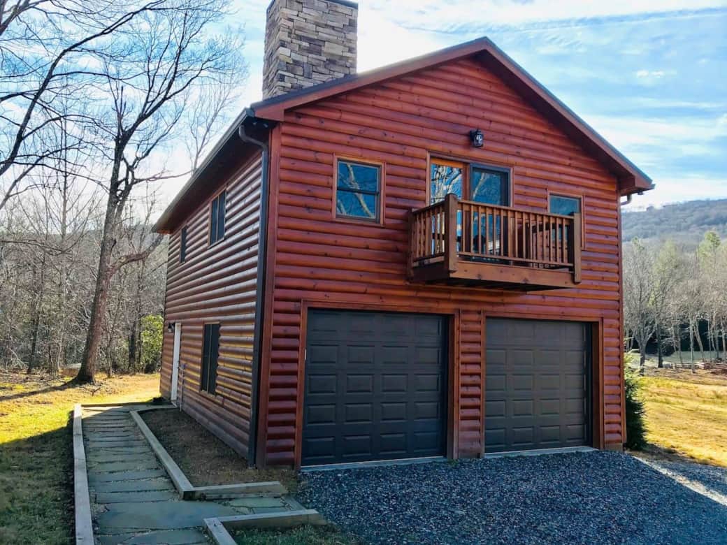 Apartment cabin exterior 