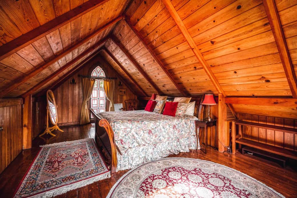 Upstairs Bedroom With Balcony 