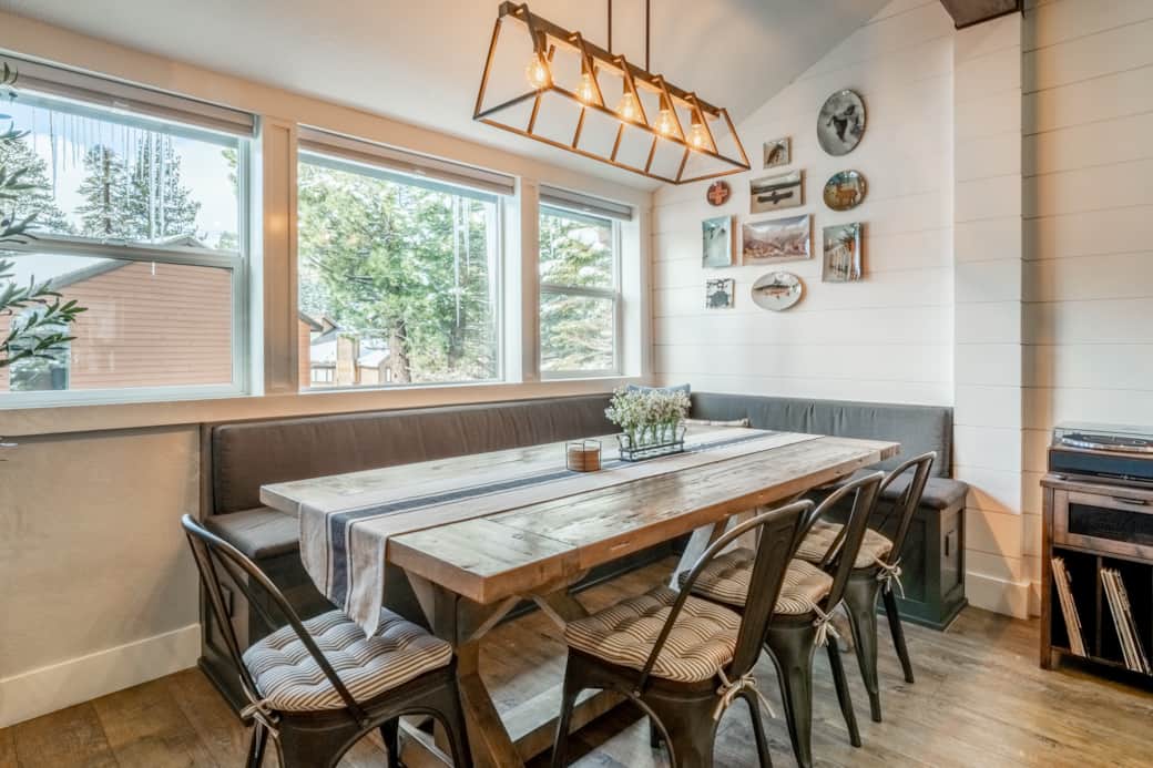 Built-in Banquet Seating