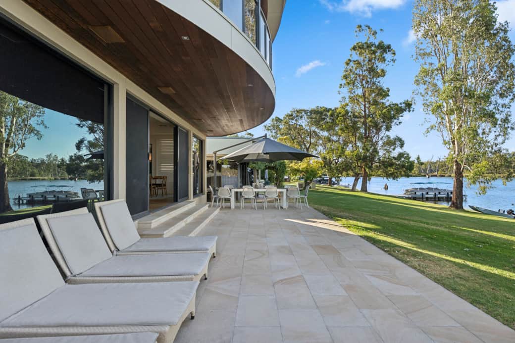 087 Open2view ID997721 34 Graham 087 Open2view ID997721 34 Graham