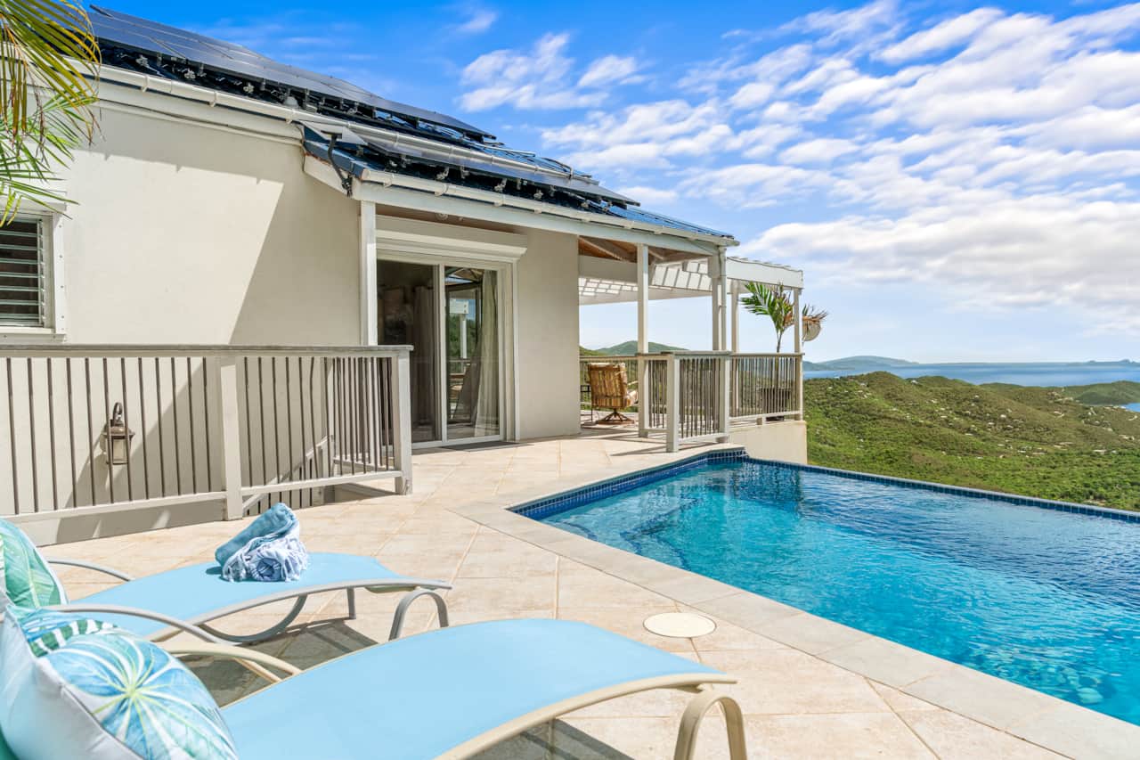 Pool and lounge area