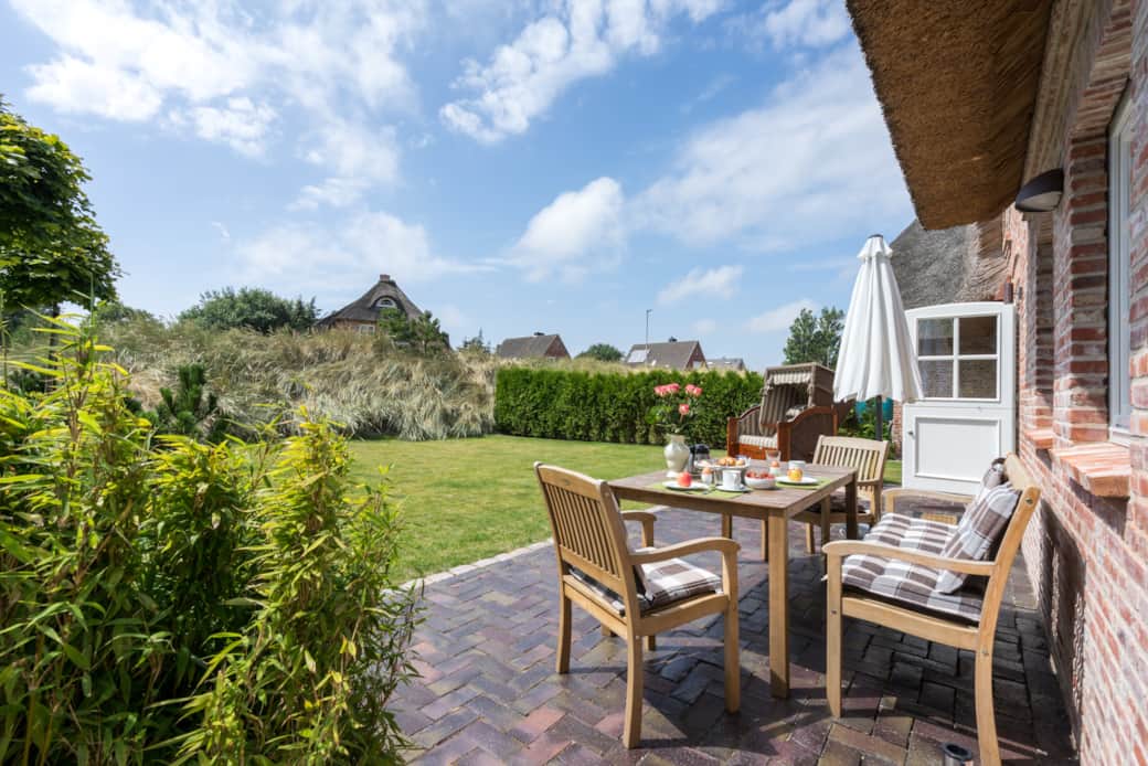 Terrasse mit Garten