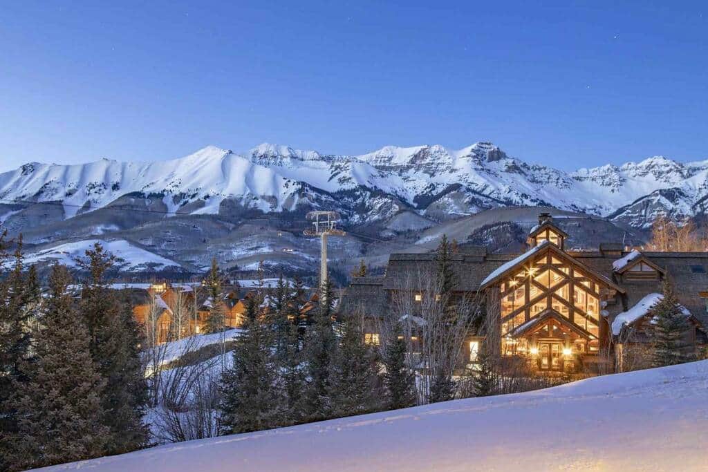 The Mountain Lodge!