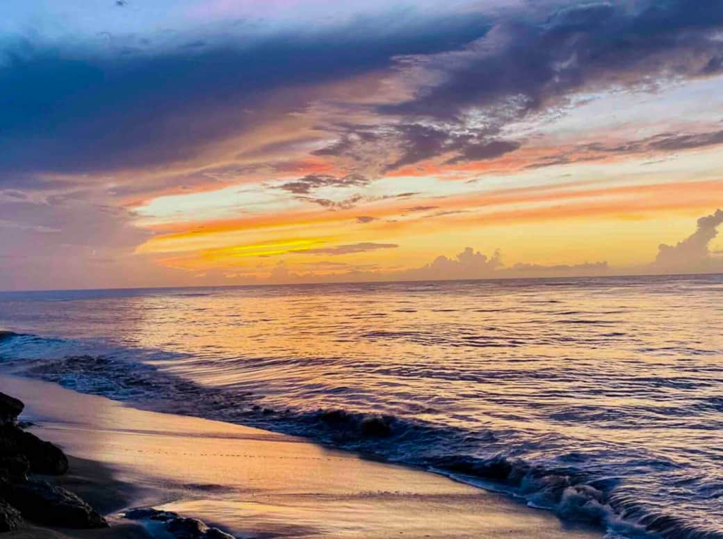 Actual picture (not fake) of sunset by the beach Actual picture (not fake) of sunset by the beach