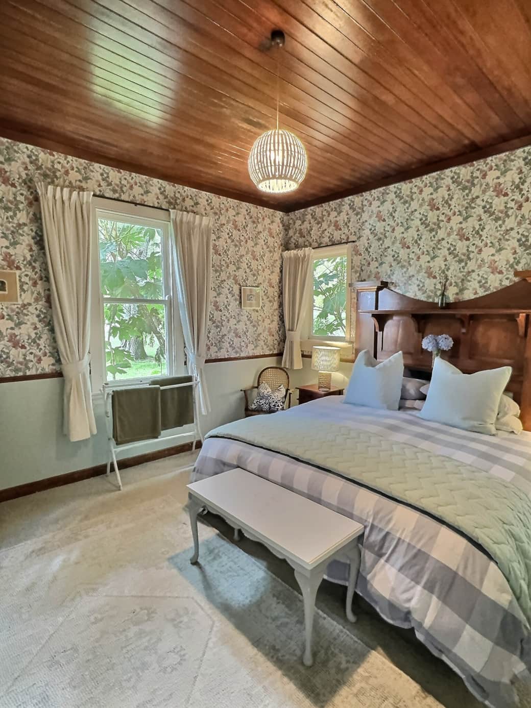 King Bedroom - Room 2