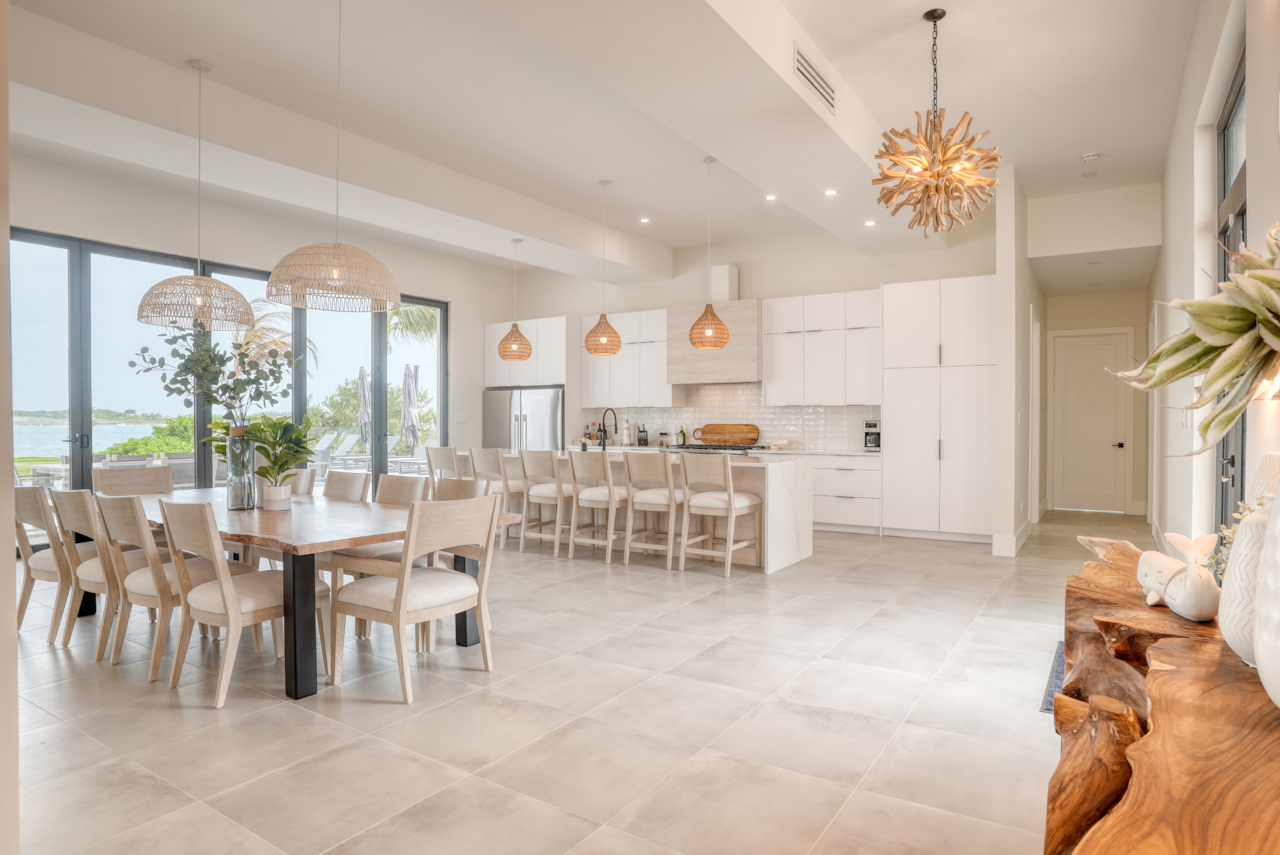 Dining & Kitchen